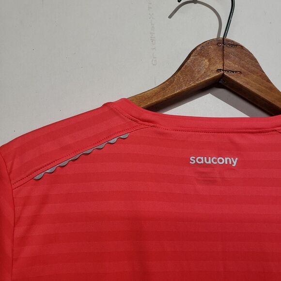 Saucony Womens RunDry Bright Pink Coral Striped Running Shirt Reflective M - Picture 6 of 9